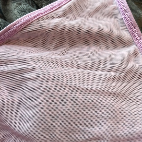 Victoria's Secret Sports Bra - Picture 4 of 5